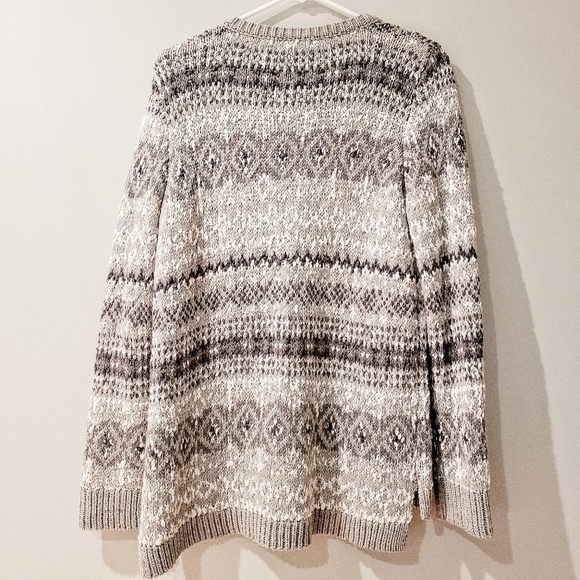 Aeropostale Gray knit Pattern Sweater - Picture 6 of 8